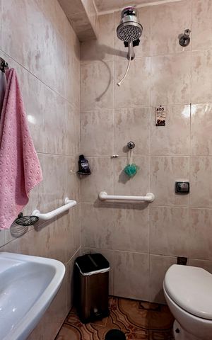 Casa à venda com 200m², 3 quartos e 1 vagaBanheiro de Serviço