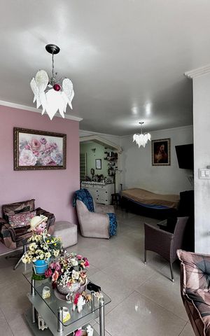Casa à venda com 200m², 3 quartos e 1 vagaSala