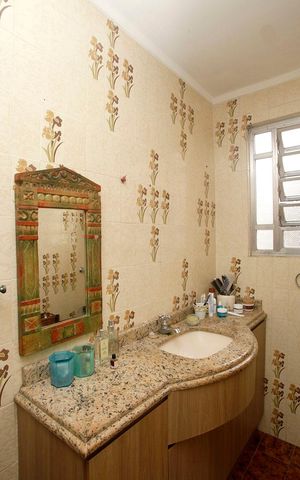 Apartamento à venda com 105m², 3 quartos e sem vagaBanheiro 