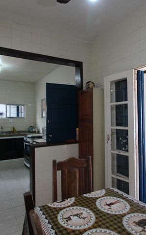 Casa de condomínio à venda com 273m², 4 quartos e 4 vagasCozinha - Copa