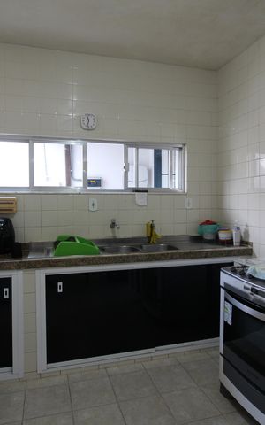 Casa de condomínio à venda com 273m², 4 quartos e 4 vagasCozinha