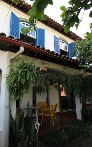 Casa de condomínio à venda com 273m², 4 quartos e 4 vagasFachada da Frente