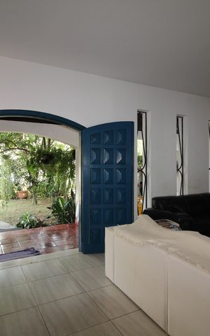 Casa de condomínio à venda com 273m², 4 quartos e 4 vagasSala