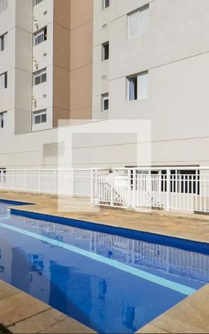 Apartamento à venda com 77m², 3 quartos e 2 vagas Apartamento à venda com 77m², 3 quartos e 2 vagasArea Comum - Piscina