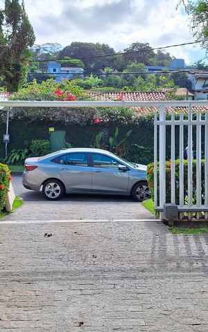 Casa à venda com 334m², 4 quartos e 3 vagasÁrea comum