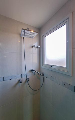 Casa à venda com 334m², 4 quartos e 3 vagasBanheiro da Suíte 1