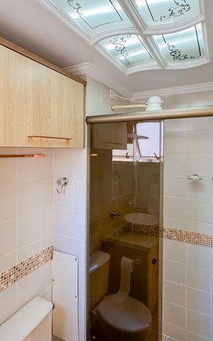 Apartamento à venda com 50m², 2 quartos e 1 vaga Apartamento à venda com 50m², 2 quartos e 1 vagaBanheiro Corredor