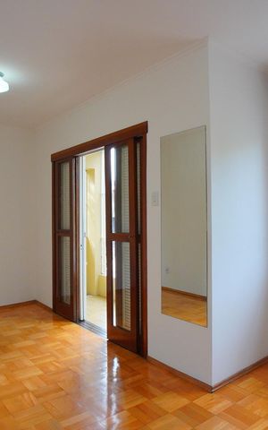 Casa à venda com 252m², 4 quartos e 2 vagasQuarto 4 - Segundo Andar