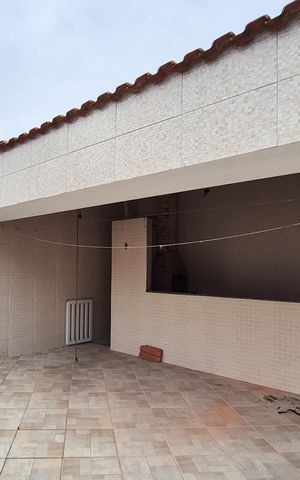 Casa à venda com 300m², 3 quartos e 2 vagasÁrea Privativa