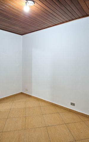 Casa à venda com 300m², 3 quartos e 2 vagasQuarto 1