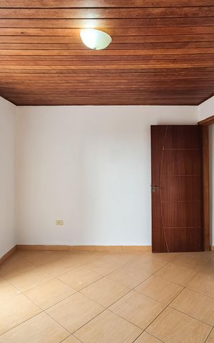 Casa à venda com 300m², 3 quartos e 2 vagasQuarto 2
