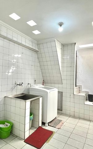 Casa para alugar com 200m², 4 quartos e 2 vagas Casa para alugar com 200m², 4 quartos e 2 vagasÁrea de Serviço