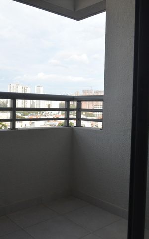 Apartamento para alugar com 58m², 2 quartos e 1 vagaVaranda