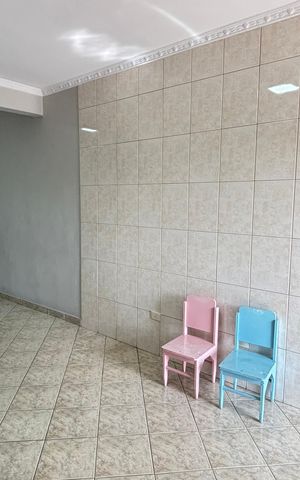 Casa à venda com 260m², 3 quartos e 5 vagas Casa à venda com 260m², 3 quartos e 5 vagasCozinha