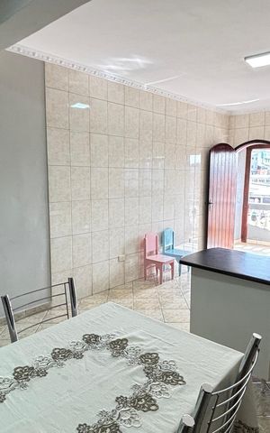 Casa à venda com 260m², 3 quartos e 5 vagas Casa à venda com 260m², 3 quartos e 5 vagasCozinha