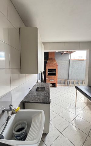 Casa à venda com 260m², 3 quartos e 5 vagas Casa à venda com 260m², 3 quartos e 5 vagasÁrea de Serviço