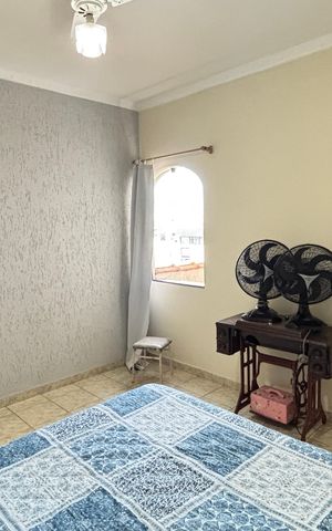 Casa à venda com 260m², 3 quartos e 5 vagas Casa à venda com 260m², 3 quartos e 5 vagasQuarto 1