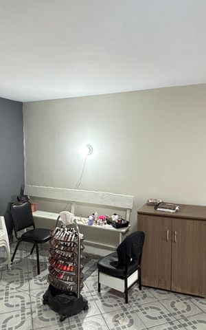 Casa à venda com 260m², 3 quartos e 5 vagas Casa à venda com 260m², 3 quartos e 5 vagasGaragem