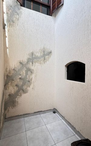 Casa à venda com 260m², 3 quartos e 5 vagas Casa à venda com 260m², 3 quartos e 5 vagasQuintal
