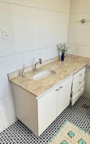 Casa à venda com 260m², 3 quartos e 5 vagas Casa à venda com 260m², 3 quartos e 5 vagasBanheiro da Suíte