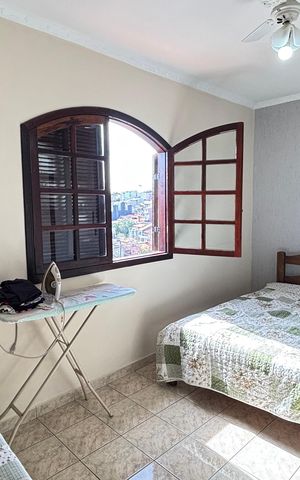 Casa à venda com 260m², 3 quartos e 5 vagas Casa à venda com 260m², 3 quartos e 5 vagasQuarto 2