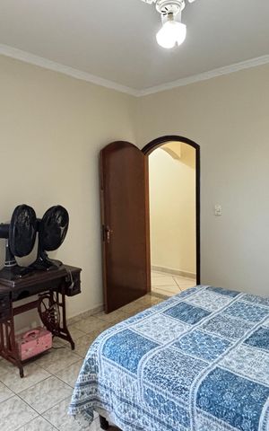 Casa à venda com 260m², 3 quartos e 5 vagas Casa à venda com 260m², 3 quartos e 5 vagasQuarto 1