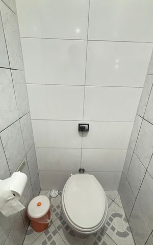 Casa à venda com 260m², 3 quartos e 5 vagas Casa à venda com 260m², 3 quartos e 5 vagasGaragem - Banheiro