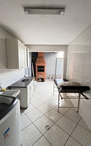Casa à venda com 260m², 3 quartos e 5 vagas Casa à venda com 260m², 3 quartos e 5 vagasÁrea de Serviço