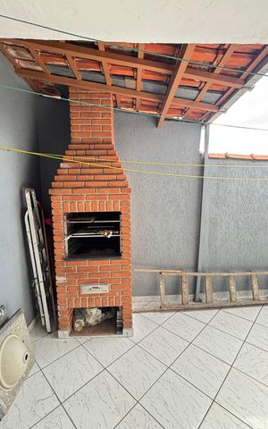 Casa à venda com 260m², 3 quartos e 5 vagas Casa à venda com 260m², 3 quartos e 5 vagasChurrasqueira