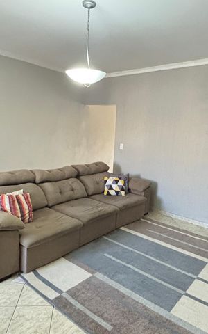 Casa à venda com 260m², 3 quartos e 5 vagas Casa à venda com 260m², 3 quartos e 5 vagasSala