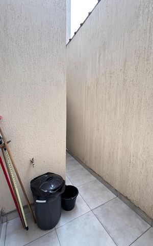 Casa à venda com 260m², 3 quartos e 5 vagas Casa à venda com 260m², 3 quartos e 5 vagasQuintal