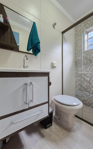 Casa à venda com 142m², 3 quartos e 2 vagasBanheiro Social 2