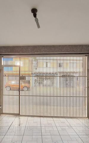 Casa à venda com 142m², 3 quartos e 2 vagasGaragem