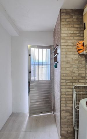 Casa à venda com 142m², 3 quartos e 2 vagasÁrea de Serviço