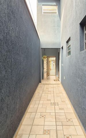Casa à venda com 142m², 3 quartos e 2 vagasQuintal