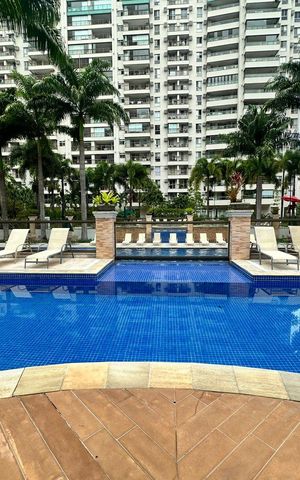 Apartamento à venda com 89m², 3 quartos e 1 vaga Apartamento à venda com 89m², 3 quartos e 1 vagaÁrea comum - Piscina