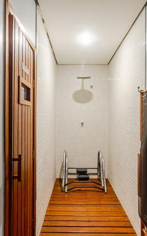 Apartamento à venda com 168m², 4 quartos e 3 vagasÁrea comum - Sauna