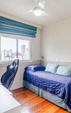 Apartamento à venda com 168m², 4 quartos e 3 vagasQuarto 2