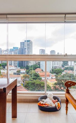 Apartamento à venda com 168m², 4 quartos e 3 vagasVaranda