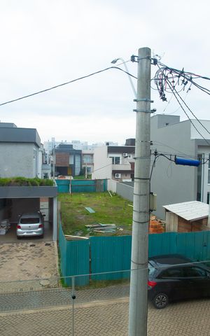 Casa de condomínio à venda com 210m², 4 quartos e 4 vagas Casa de condomínio à venda com 210m², 4 quartos e 4 vagasVista da Suíte 1