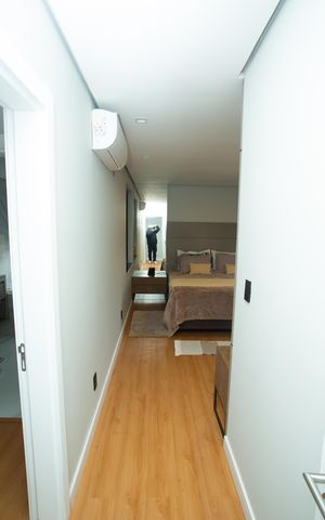 Casa de condomínio à venda com 210m², 4 quartos e 4 vagas Casa de condomínio à venda com 210m², 4 quartos e 4 vagasSuíte 1