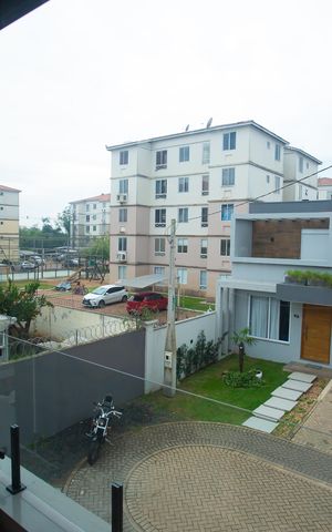 Casa de condomínio à venda com 210m², 4 quartos e 4 vagas Casa de condomínio à venda com 210m², 4 quartos e 4 vagasVista da Suíte 1