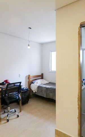 Casa à venda com 100m², 2 quartos e 4 vagas Casa à venda com 100m², 2 quartos e 4 vagasSuíte 1