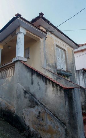 Casa à venda com 600m², 1 quarto e 7 vagas Casa à venda com 600m², 1 quarto e 7 vagasFachada