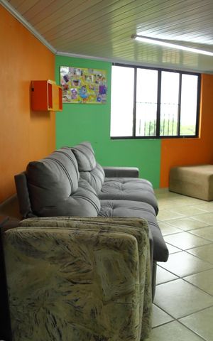Casa à venda com 270m², 4 quartos e 3 vagasSala 2