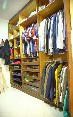 Casa à venda com 270m², 4 quartos e 3 vagasCloset Suíte