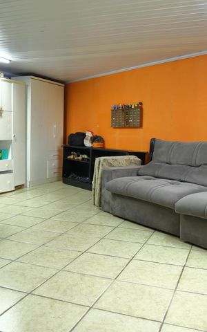 Casa à venda com 270m², 4 quartos e 3 vagasSala 2