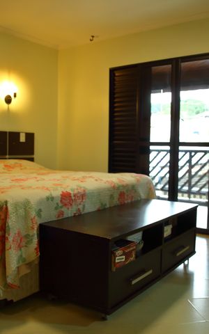 Casa à venda com 270m², 4 quartos e 3 vagasSuíte