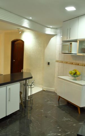 Casa à venda com 270m², 4 quartos e 3 vagasCozinha