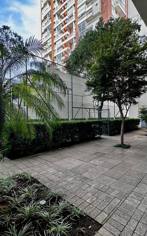 Apartamento à venda com 175m², 4 quartos e 3 vagas Apartamento à venda com 175m², 4 quartos e 3 vagasÁrea Comum